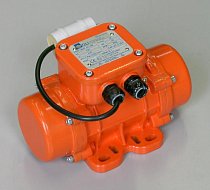 Вибратор площадочный MVE 100/3 Вибратор площадочный MVE 100/3